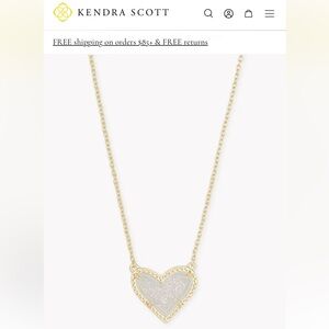 Ari Heart Gold Pendant Necklace in Iridescent Drusy